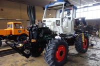 MBtrac_800_082